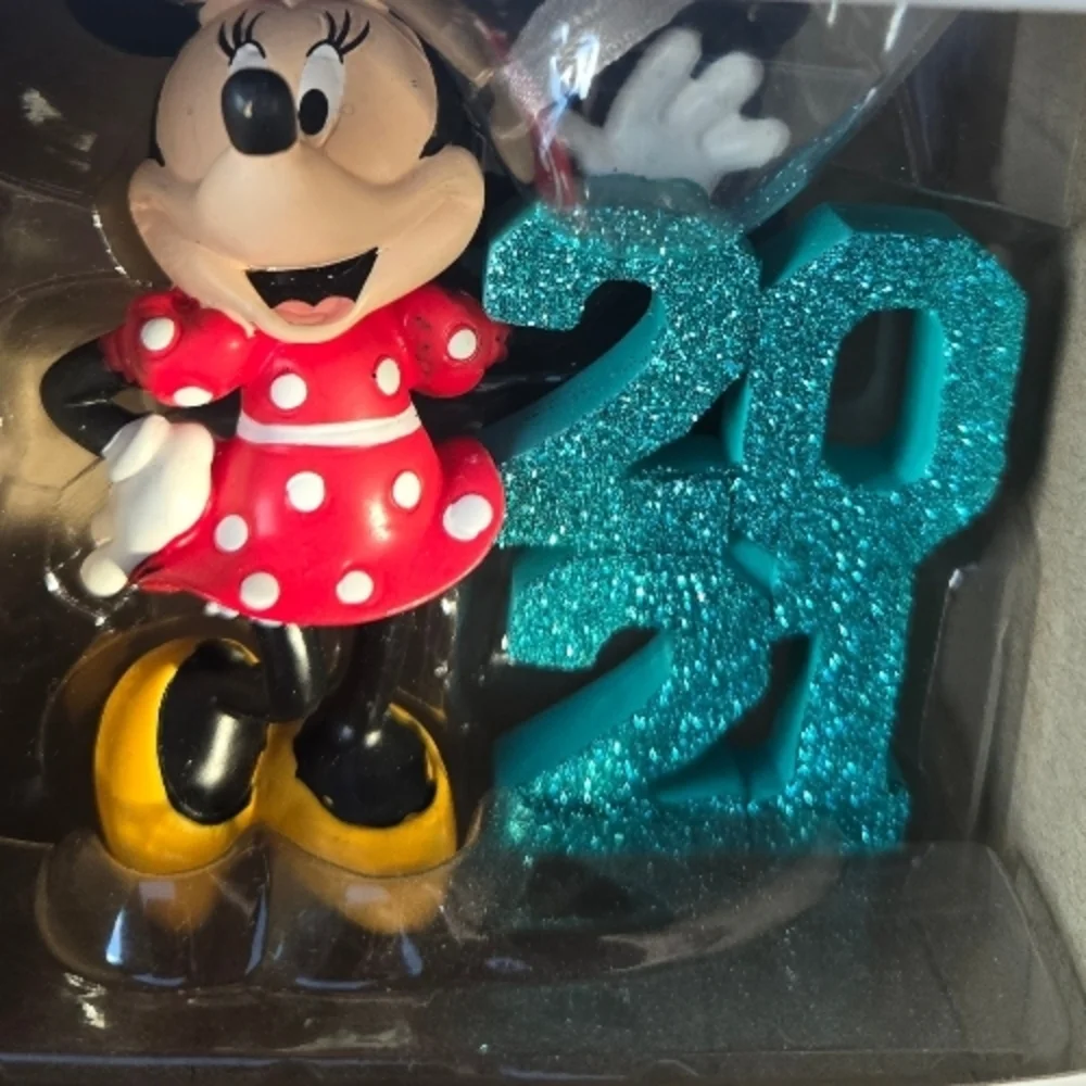 Disney Hallmark Minnie Mouse Ornament 2021 - NWT